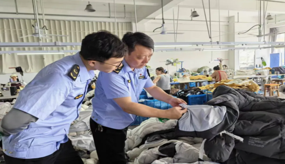 庐山市局：靶向开展羽绒服装企业质量标准帮扶行动